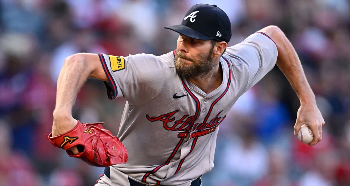 Chris Sale strikes out 10 in dominant start vs. Angels