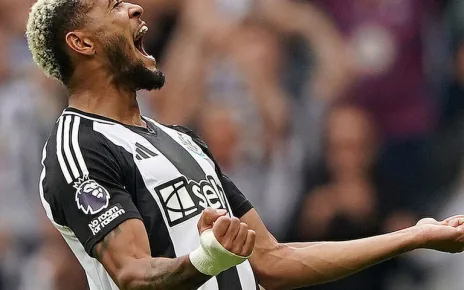 10-man Newcastle battle to victory over wasteful Southampton