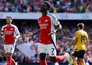 Watch: Vintage Saka goal nudges Arsenal past Wolves for opening win