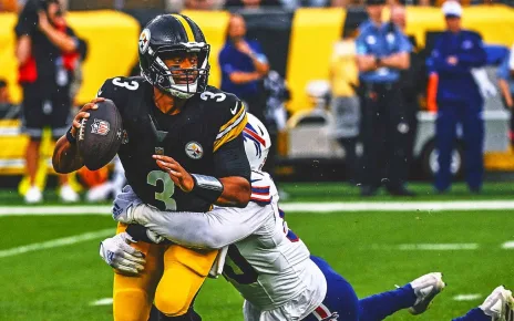 Russell Wilson slogs through a rusty preseason debut as Bills top Steelers