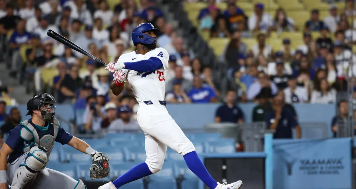 Jason Heyward hits pinch-hit homer, Dodgers beat Mariners