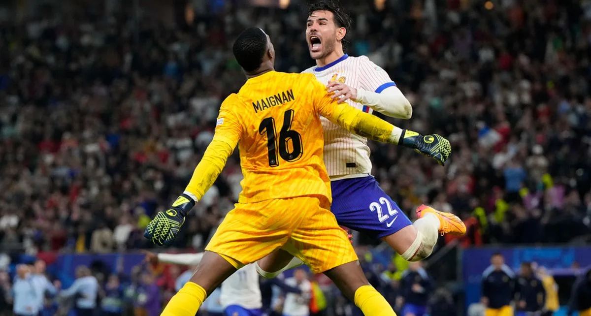 Euro 2024 latest: France beat Portugal 5-3 in penalty shootout to face Spain in semifinals