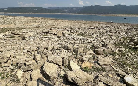 Lowest water levels ever in Bosnia and Poland: record-breaking summer wreaks drought