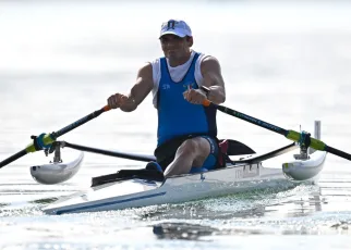 Paralympics: Forgotten phone costs Italian rower bronze medal