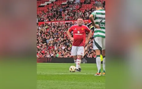 Rooney scores stunning free kick at Man Utd 7 years after leaving | Sport