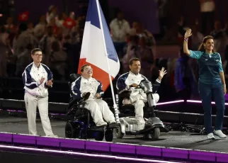 France bids farewell to successful Paralympics