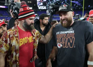 Travis Kelce pokes fun at Jason Kelce’s MNF wardrobe purchase