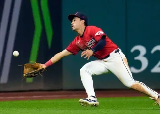 Guardians’ Steven Kwan late scratch vs. Rays, set for tests on back