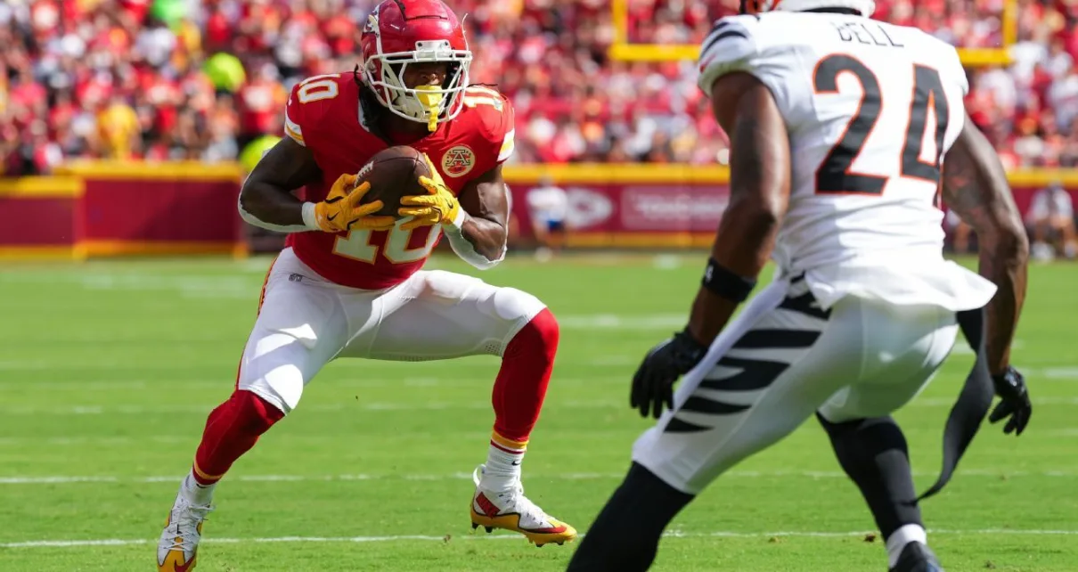 Chiefs must adjust run game amid Isiah Pacheco leg injury