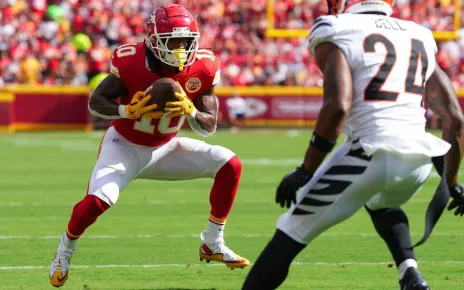 Chiefs must adjust run game amid Isiah Pacheco leg injury