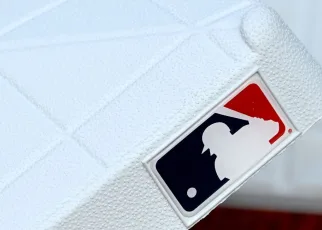 MLB players’ union names DraftKings, FanDuel in NIL suit