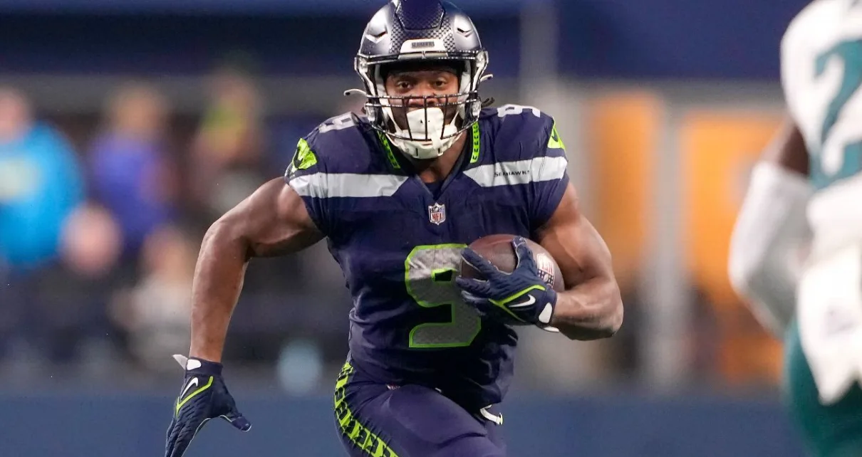 Seahawks’ Walker doubtful vs. Dolphins; Nwosu, Fant ruled out