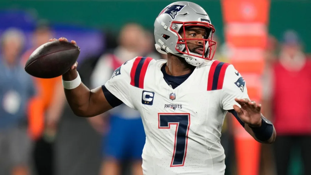 Patriots QB Jacoby Brissett to remain starter, says Jerod Mayo