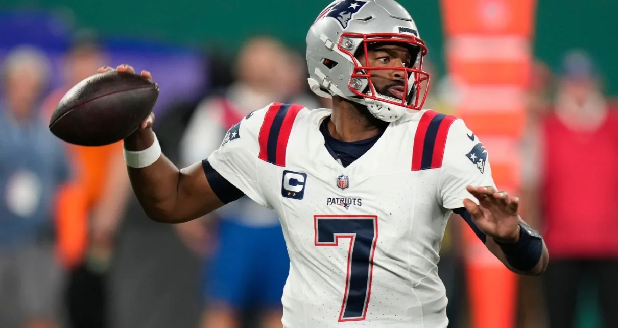 Patriots QB Jacoby Brissett to remain starter, says Jerod Mayo