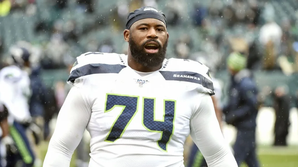 Seahawks put George Fant on injured reserve