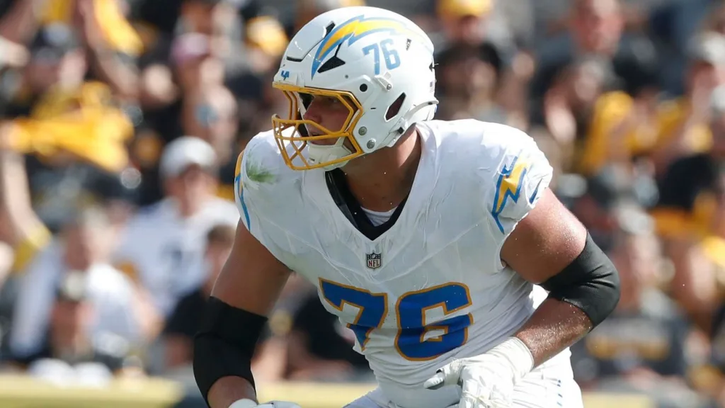 Source – Chargers rookie OT Joe Alt has sprained MCL