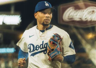 Mookie Betts shows Dodgers he’s up to every challenge