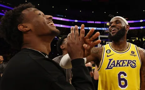 Lakers mull plans for historic first game with LeBron, Bronny