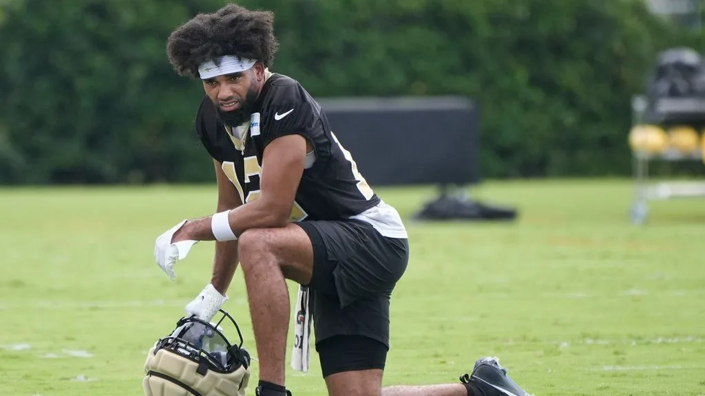 Saints WR Olave questionable, LB Davis out vs. Falcons