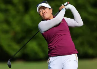 Jasmine Suwannapura atop crowded NW Arkansas leaderboard