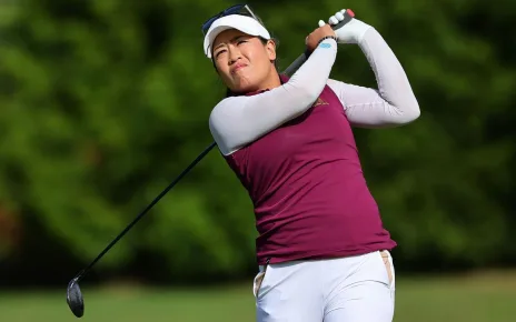 Jasmine Suwannapura atop crowded NW Arkansas leaderboard