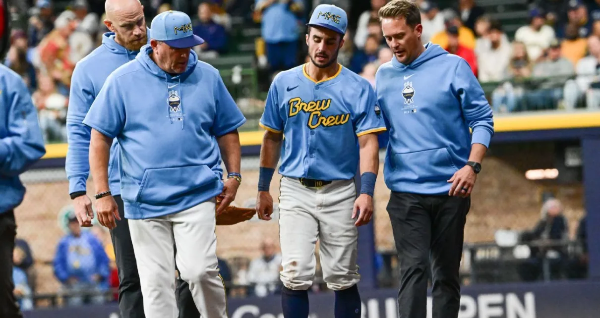 Brewers’ Sal Frelick leaves game after crashing into RF wall