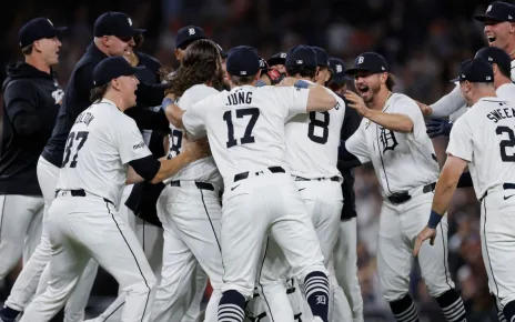 Tigers end decade-long postseason wait with win over White Sox