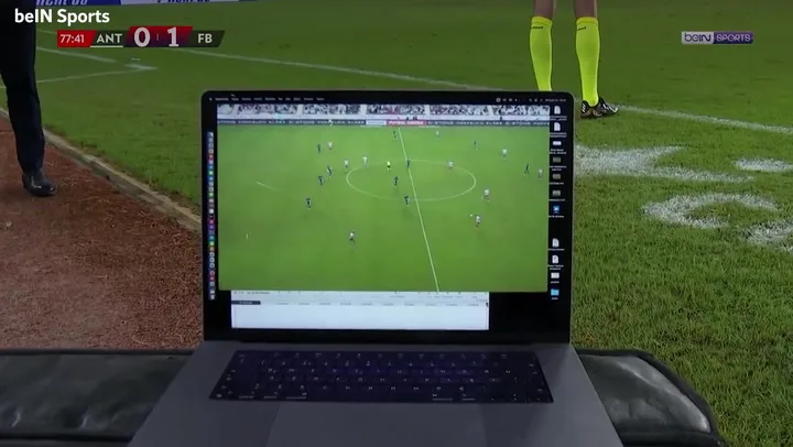 Mourinho places laptop in front of camera in bizarre VAR protest | Sport