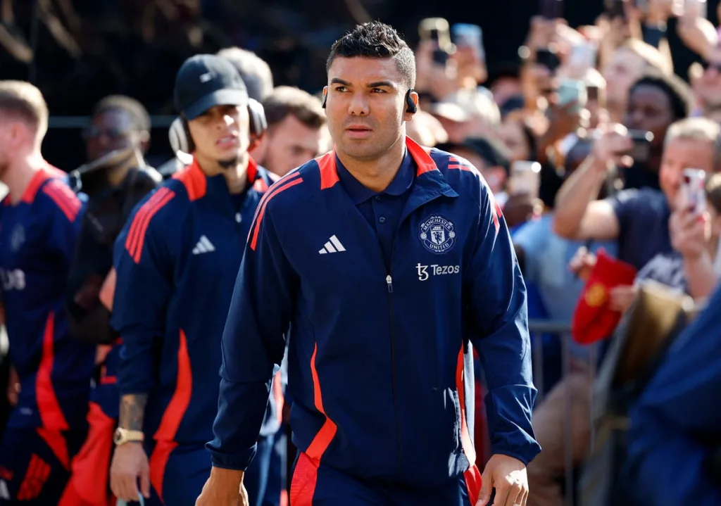 Crystal Palace vs Man Utd LIVE: Premier League team news and line-ups from Selhurst Park