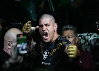 Scary Alex Pereira transforms into ‘Poatan,’ shaves head for UFC 307 title fight | Video