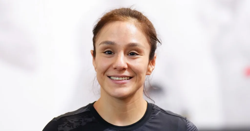 Noche UFC’s Alexa Grasso calls Zhang Weili ‘dream fight’ — ‘I would love to welcome her’ to flyweight