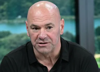 Oscar De La Hoya in the Sphere? Dana White doesn’t know where he got tickets: ‘It’s him trying to sh*t on Canelo’