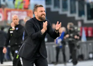 Roma sack club legend Daniele De Rossi with club 16th in Serie A