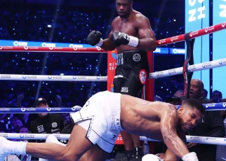 Highlights! Daniel Dubois scores unbelievable faceplant knockout, upsets rattled Anthony Joshua in Riyadh | Video