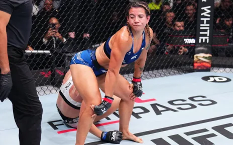 Highlights! Ailin Perez twerks on opponent after scoring first Octagon submission | UFC Paris