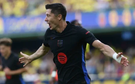 Robert Lewandowski and Raphinha bag braces as Barcelona blow away Villarreal