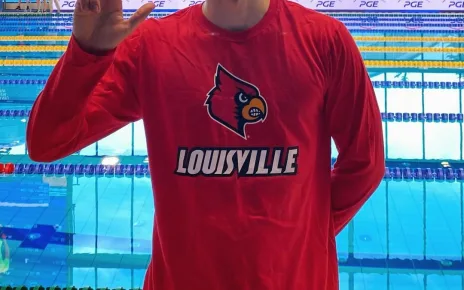 World Junior Champion Relay Swimmer Filip Kosinski Gives Late Commitment to Louisville (2024)