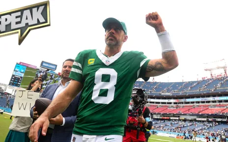 Can Aaron Rodgers’ home opener meet expectations against the Patriots? | Speak