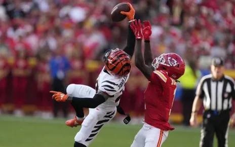 Cam Taylor-Britt’s spectacular interception of Patrick Mahomes spoiled by Joe Burrow’s fumble