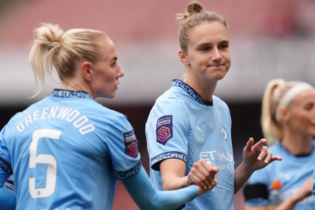 Vivianne Miedema returns to haunt Arsenal in thrilling WSL opening weekend draw