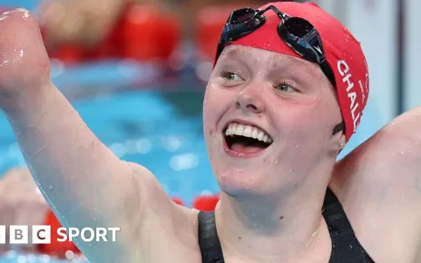 Paralympics 2024: Great Britain’s Ellie Challis and Louise Fiddes win golds in Paris