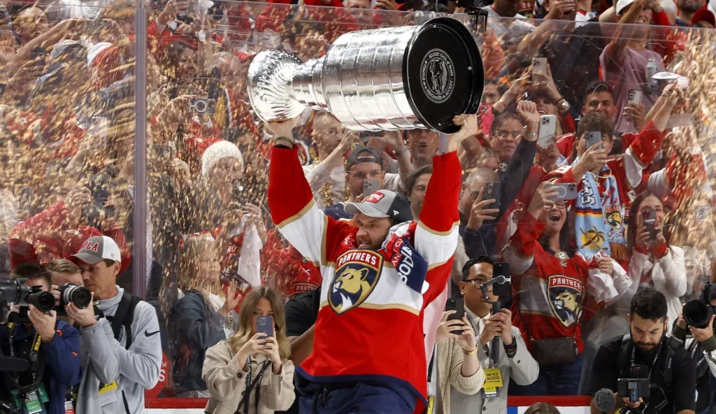 Florida Panthers beat Edmonton Oilers, win first Stanley Cup title