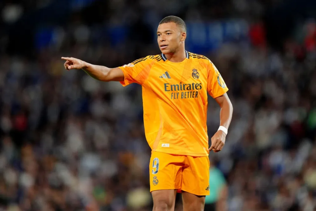 The message Neymar reportedly sent Real Madrid stars on why Kylian Mbappe is ‘hell’ to play with