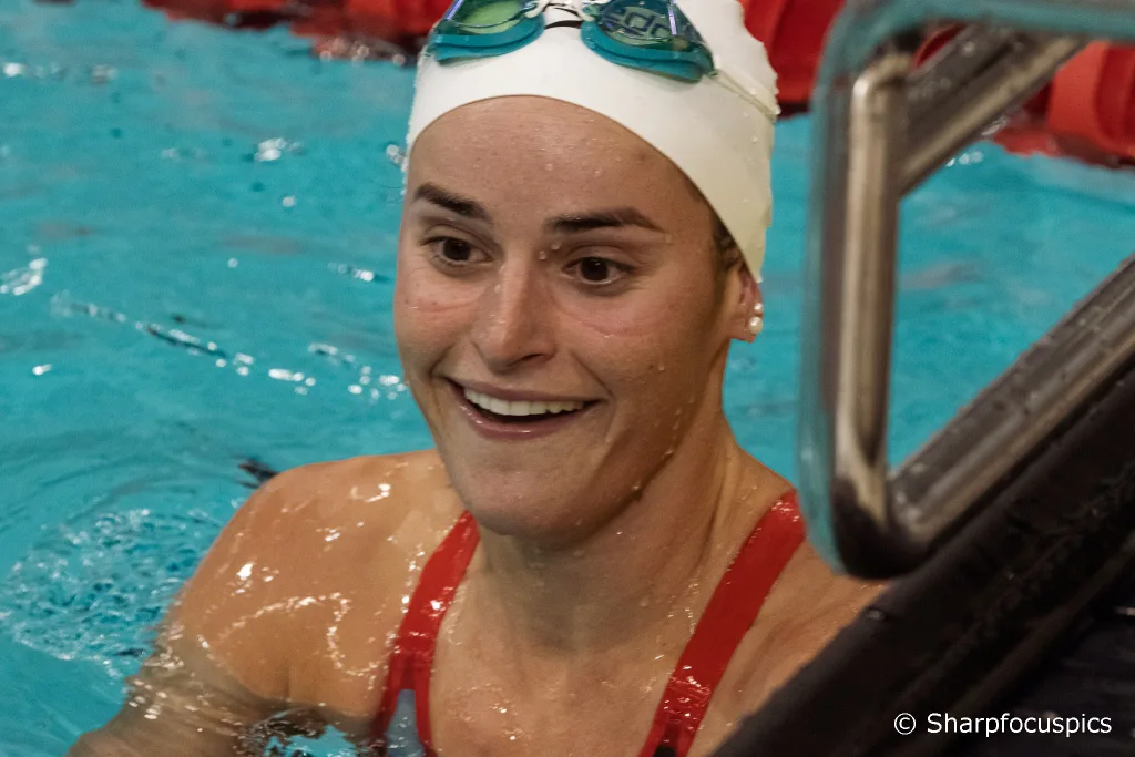 Kaylee McKeown Blasts 54.56 SCM 100 Backstroke World Record