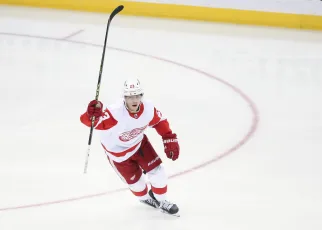 Red Wings Get Great Value with Lucas Raymond Extension – The Hockey Writers –