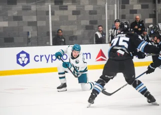 Sharks’ Rookie Macklin Celebrini Exits Preseason Game With Injury – The Hockey Writers – San Jose Sharks