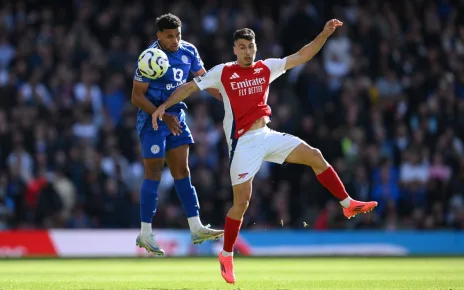 Arsenal vs Leicester LIVE: Score and latest updates as Gunners aim to close gap at the top