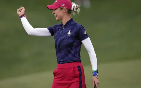 Solheim Cup 2024: USA surges to huge 6-2 lead over Europe