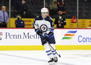 Ville Heinola’s Recent Injury Leaves Winnipeg Jets With New Problems – The Hockey Writers – Winnipeg Jets