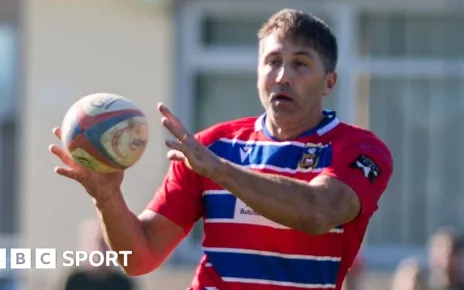 Gavin Henson: Former Wales back makes shock appearance for Pencoed